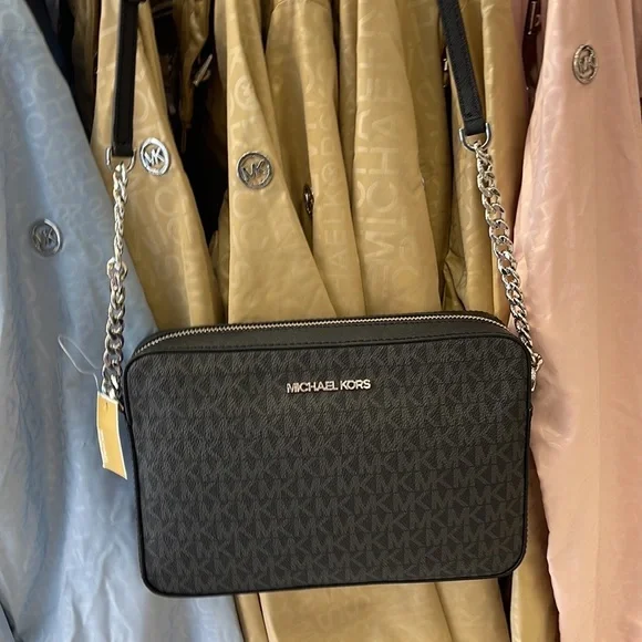 Michael Kors Jet Set Item Large East West Zip Crossbody Black - Picture 14 of 16